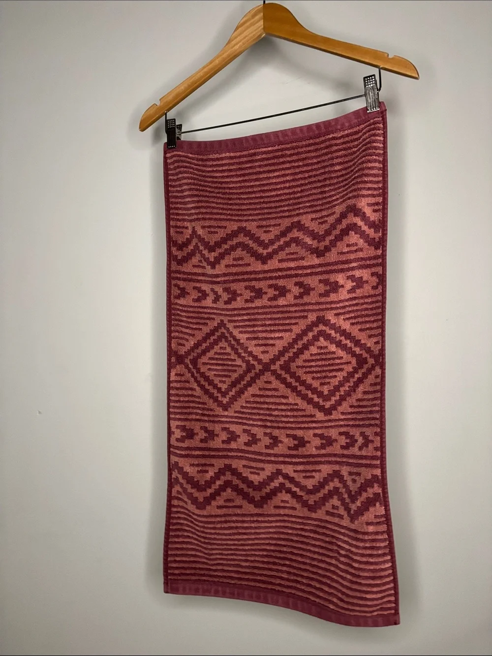 Pendleton Hand Towel Ganado Stripe Maroon Dusty Rose